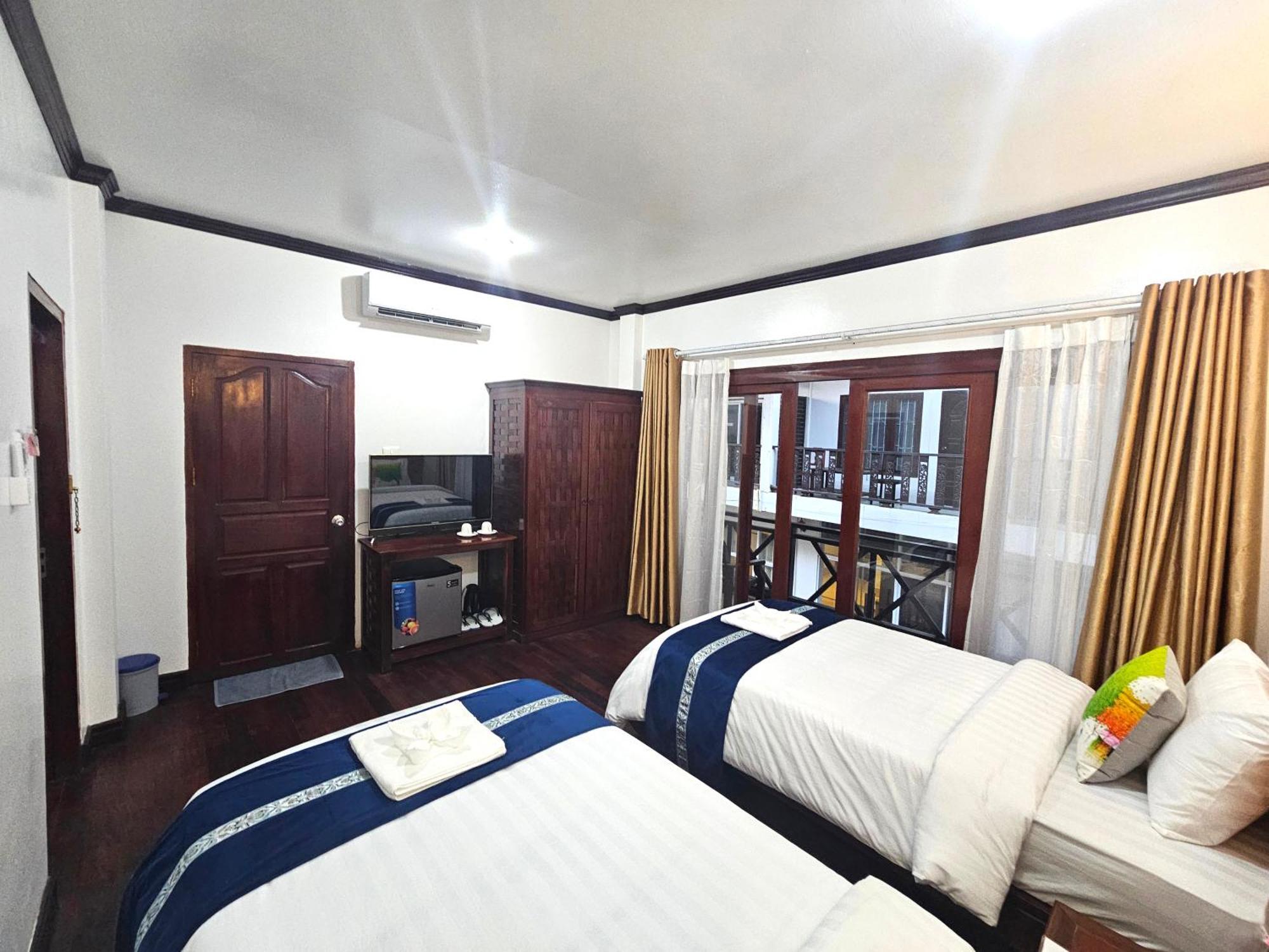 Win Hotel Ванг-Виенг Экстерьер фото