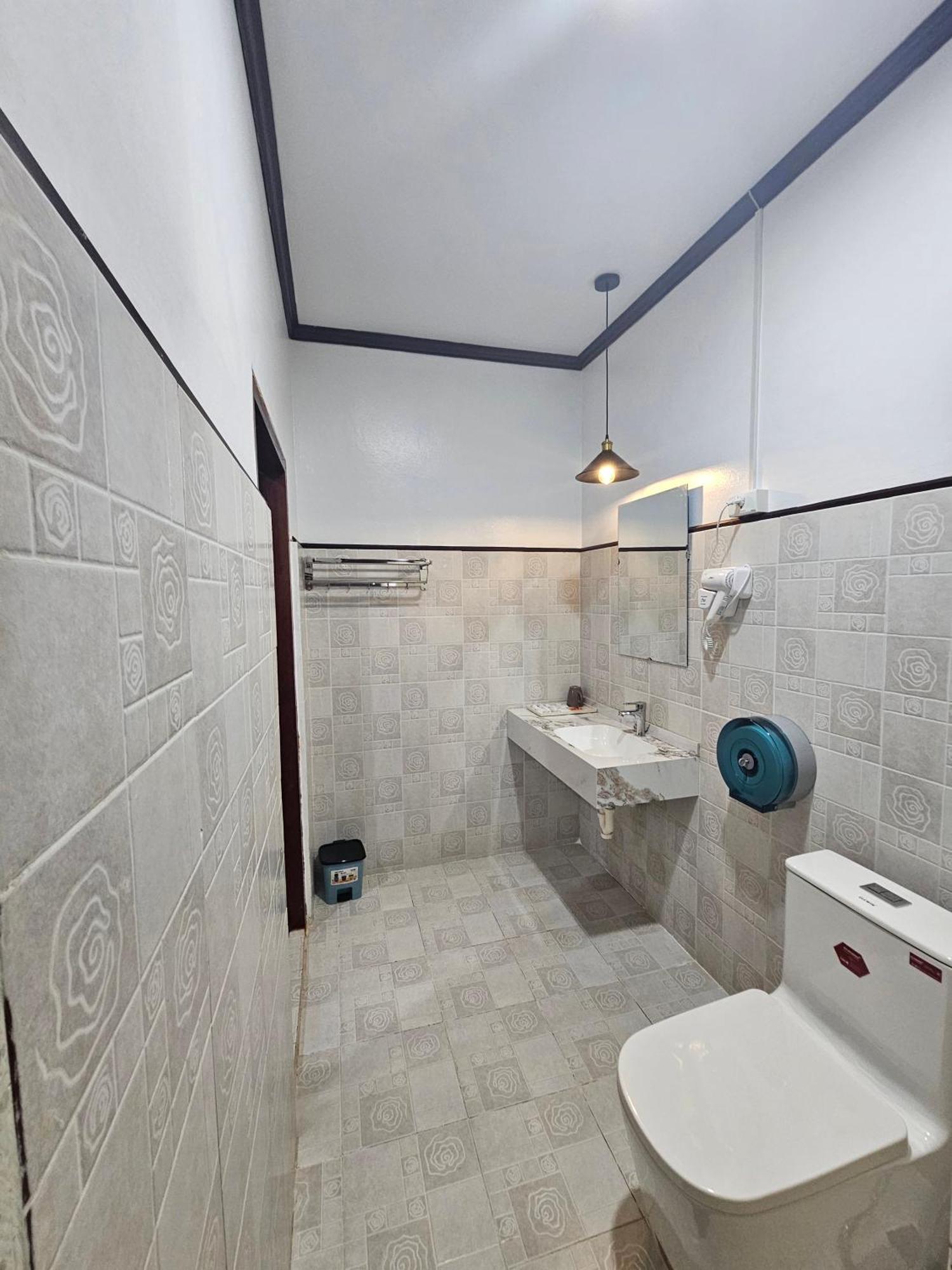 Win Hotel Ванг-Виенг Экстерьер фото